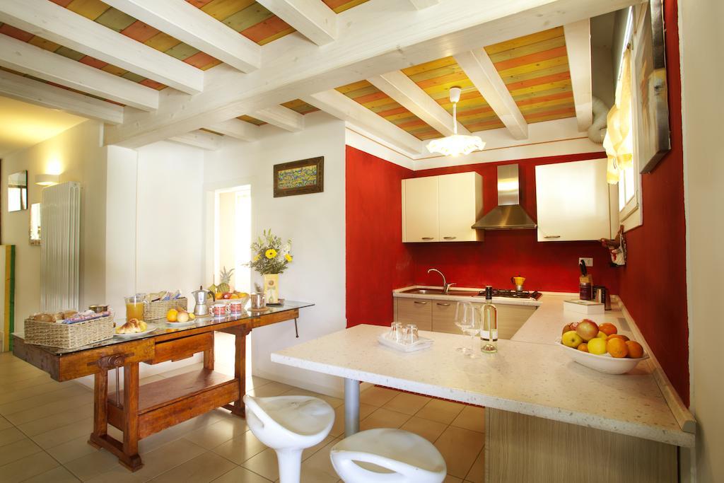 Bed And Breakfast Venice House Ноале Екстериор снимка